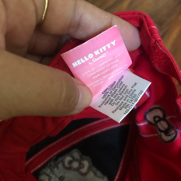 Hello Kitty hat - Picture 7 of 12